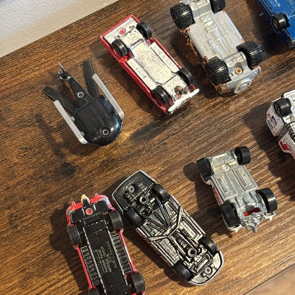 Unique and Rare older hot wheels and matchbox cars 🚘 13 total cars - Picture 6 of 8